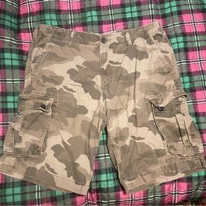 Men’s urban pipeline, camo cargo shorts